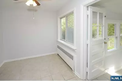 38-49 Vanore Drive, Fair Lawn, NJ 07410 - Photo 10