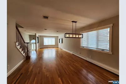 2425 1st Street, Fort Lee, NJ 07024 - Photo 2