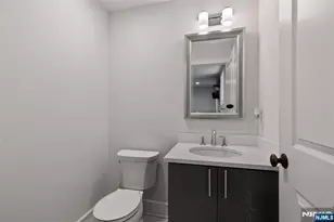1627 John Street A, Fort Lee, NJ 07024 - Photo 22