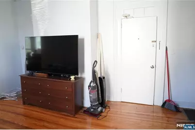 73 Hadley Avenue 1 #1, Clifton, NJ 07011 - Photo 4