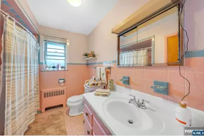 439 Bergen Boulevard, Palisades Park, NJ 07650 - Photo 30