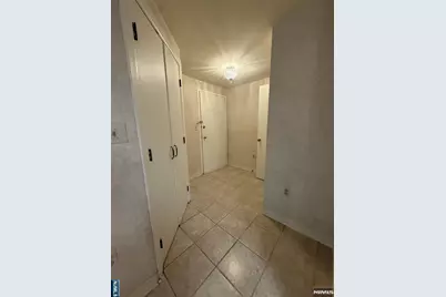 310 Lookout Avenue 106 #106, Hackensack, NJ 07601 - Photo 4
