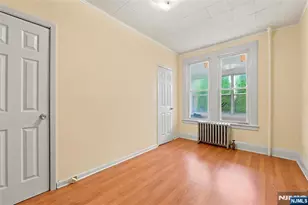 604 Forest St, Orange, NJ 07050 - Photo 4
