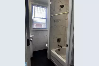 731 Elm 2R #2R, Kearny, NJ 07032 - Photo 6