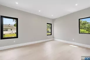 474 Oregon St, Paramus, NJ 07652 - Photo 34