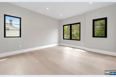 474 Oregon Street, Paramus, NJ 07652 - Photo 30
