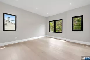 474 Oregon St, Paramus, NJ 07652 - Photo 30