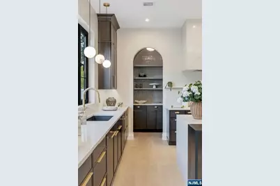 474 Oregon Street, Paramus, NJ 07652 - Photo 14