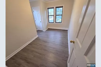593 Palmer Avenue, Maywood, NJ 07607 - Photo 8