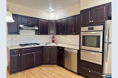 193 Hillside Avenue, Glen Ridge, NJ 07028 - Photo 8