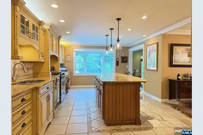 28 Sunrise Drive, Montvale, NJ 07645 - Photo 8