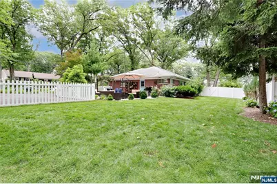 466 Mountain Avenue, Washington Township, NJ 07676 - Photo 36