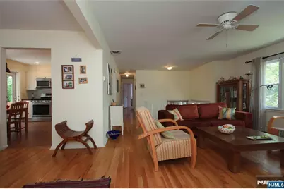 42-05 Naugle Drive, Fair Lawn, NJ 07410 - Photo 12