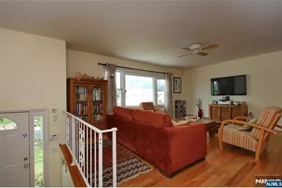 42-05 Naugle Drive, Fair Lawn, NJ 07410 - Photo 6