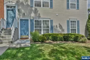 1132 Stafford Street 1132, Mahwah, NJ 07430 - Photo 2