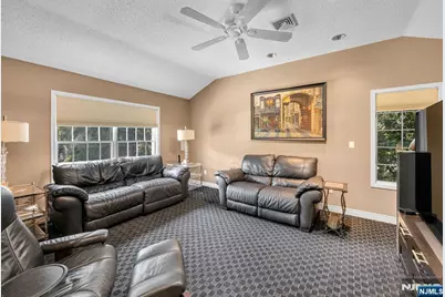24 Vanderbeck Lane, Mahwah, NJ 07430 - Photo 10
