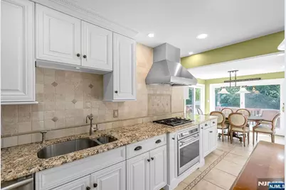 24 Vanderbeck Lane, Mahwah, NJ 07430 - Photo 16