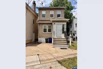 115 Chestnut Avenue, Irvington, NJ 07111 - Photo 2