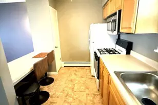 265 Elm 263, Elmwood Park, NJ 07407 - Photo 4
