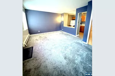 265 Elm 263 #263, Elmwood Park, NJ 07407 - Photo 2