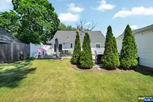 25 Parker Ave, Rochelle Park Township, NJ 07662 - Photo 28