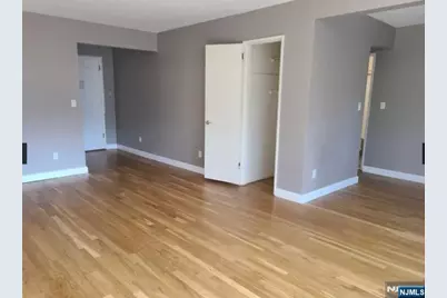 1575 Center Avenue 5F #5F, Fort Lee, NJ 07024 - Photo 2