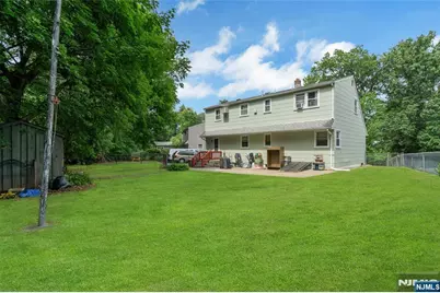 4 Royal Avenue, Hawthorne, NJ 07506 - Photo 16