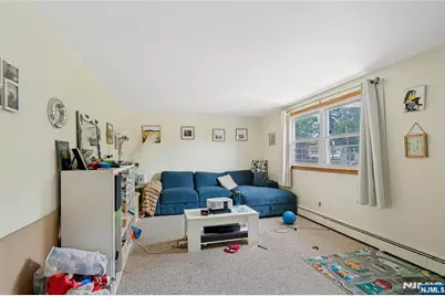4 Royal Avenue, Hawthorne, NJ 07506 - Photo 12