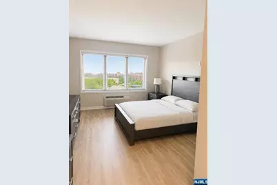 3418 City Place 3418 #3418, Edgewater, NJ 07020 - Photo 4