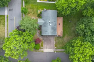 21 Kennedy Cir, Closter, NJ 07624 - Photo 26