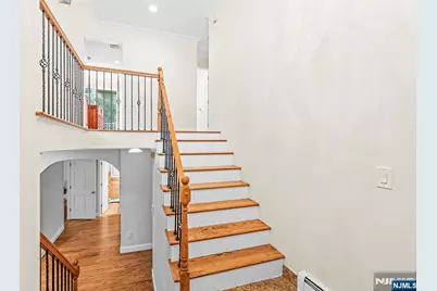 21 Kennedy Circle, Closter, NJ 07624 - Photo 4