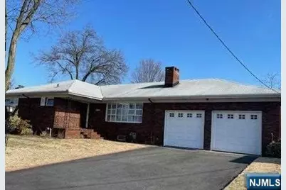 16-37 Parmelee Avenue, Fair Lawn, NJ 07410 - Photo 2