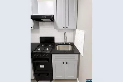 2160 Center Avenue 1J #1J, Fort Lee, NJ 07024 - Photo 12