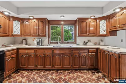 14 Saddle River Road, Woodcliff Lake, NJ 07677 - Photo 20