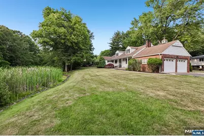 14 Saddle River Road, Woodcliff Lake, NJ 07677 - Photo 6