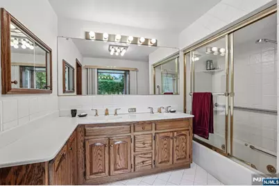14 Saddle River Road, Woodcliff Lake, NJ 07677 - Photo 32