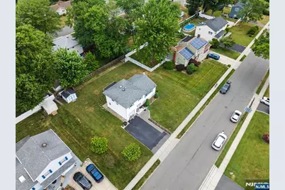23 Distler Avenue, Caldwell, NJ 07006 - Photo 32