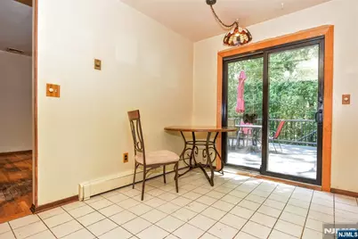 270 E Crescent Avenue, Ramsey, NJ 07446 - Photo 22