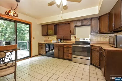 270 E Crescent Avenue, Ramsey, NJ 07446 - Photo 20