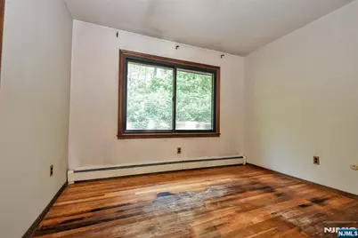 270 E Crescent Avenue, Ramsey, NJ 07446 - Photo 38