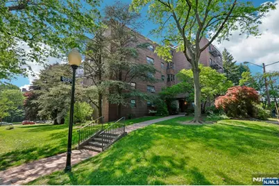 3031 Edwin Avenue 4H #4H, Fort Lee, NJ 07024 - Photo 1