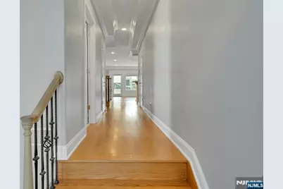 505 Post Avenue, Lyndhurst Township, NJ 07071 - Photo 4