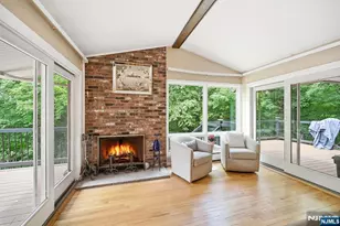23 Cressfield Ct, Woodcliff Lake, NJ 07677 - Photo 10