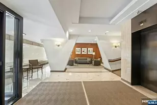 2 Horizon Rd, Fort Lee, NJ 07024 - Photo 40
