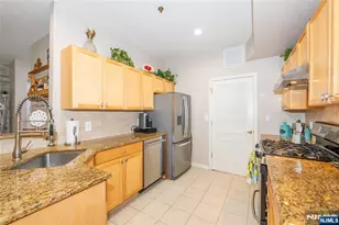 30-08 Federal Hill Road 8, Pompton Lakes, NJ 07442 - Photo 20