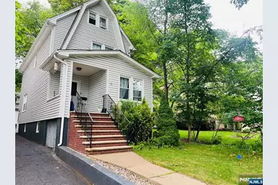 31 Dean Street, Glen Rock, NJ 07452 - Photo 2