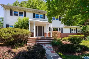 34 S Virginia Ct, Englewood Cliffs, NJ 07632 - Photo 1