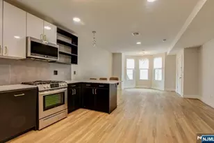 623 38th Street 2, Union City, NJ 07087 - Photo 8
