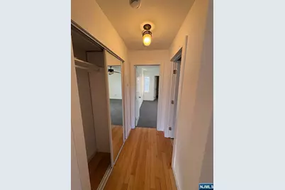 580 Chestnut Avenue, Teaneck Township, NJ 07666 - Photo 4
