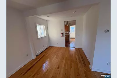 580 Chestnut Avenue, Teaneck Township, NJ 07666 - Photo 2